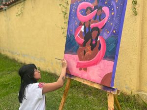 Katia González, a través del dibujo visibiliza a mujeres indígenas de chiapas