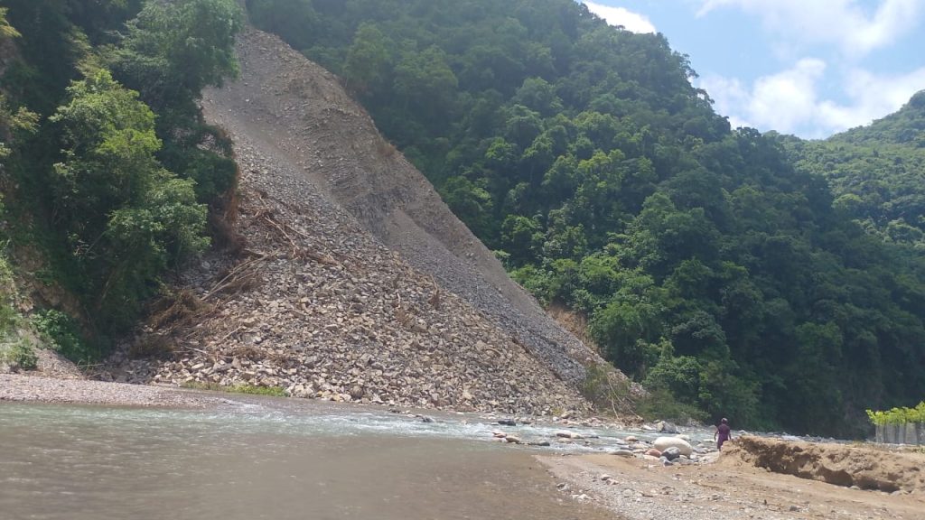 Hay compromisos del congreso de Veracruz para gestionar caminos e infraestructura en las comunidades de la sierra norte