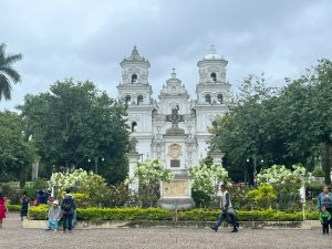 Compartimos la experiencia de una migrante guatemalteca en los campos de EUA