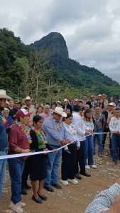 Después de más de 40 años de gestiones, inauguran carretera Papatlar–Cerro Chato